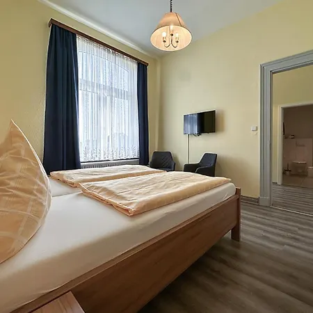 Hotel Graf Waldersee Borkum Exterior photo