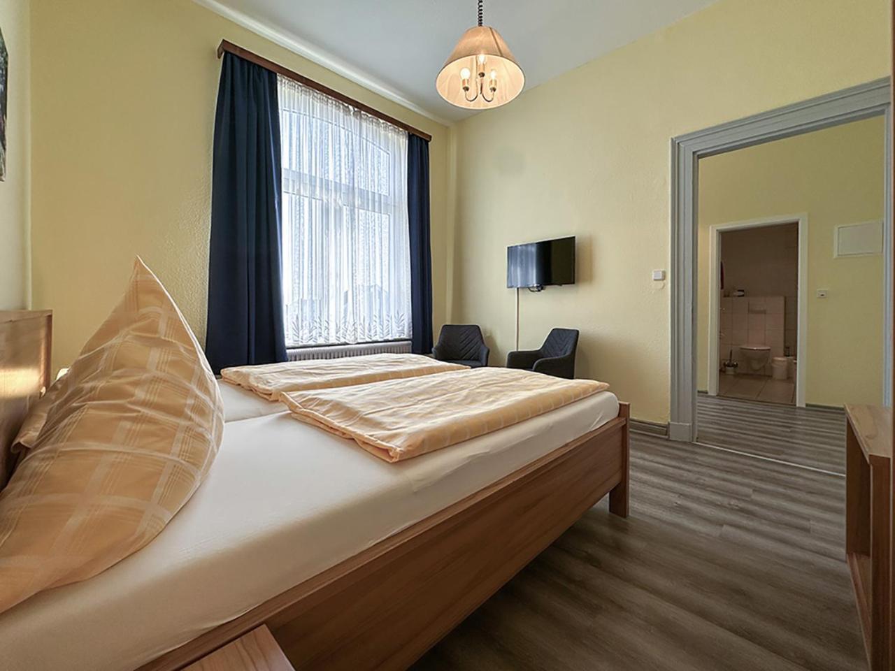 Graf Waldersee 3*