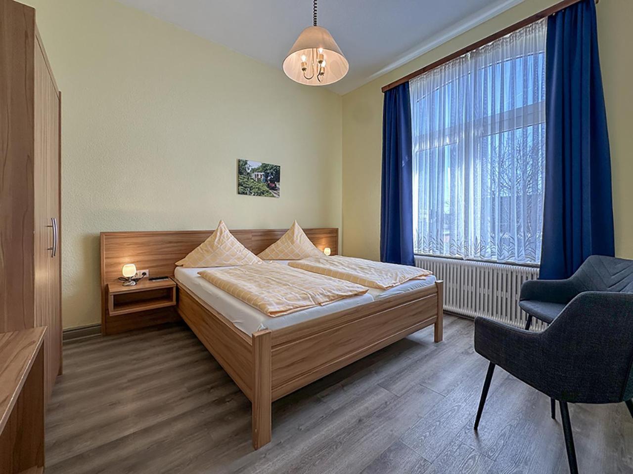 Graf Waldersee Hotel