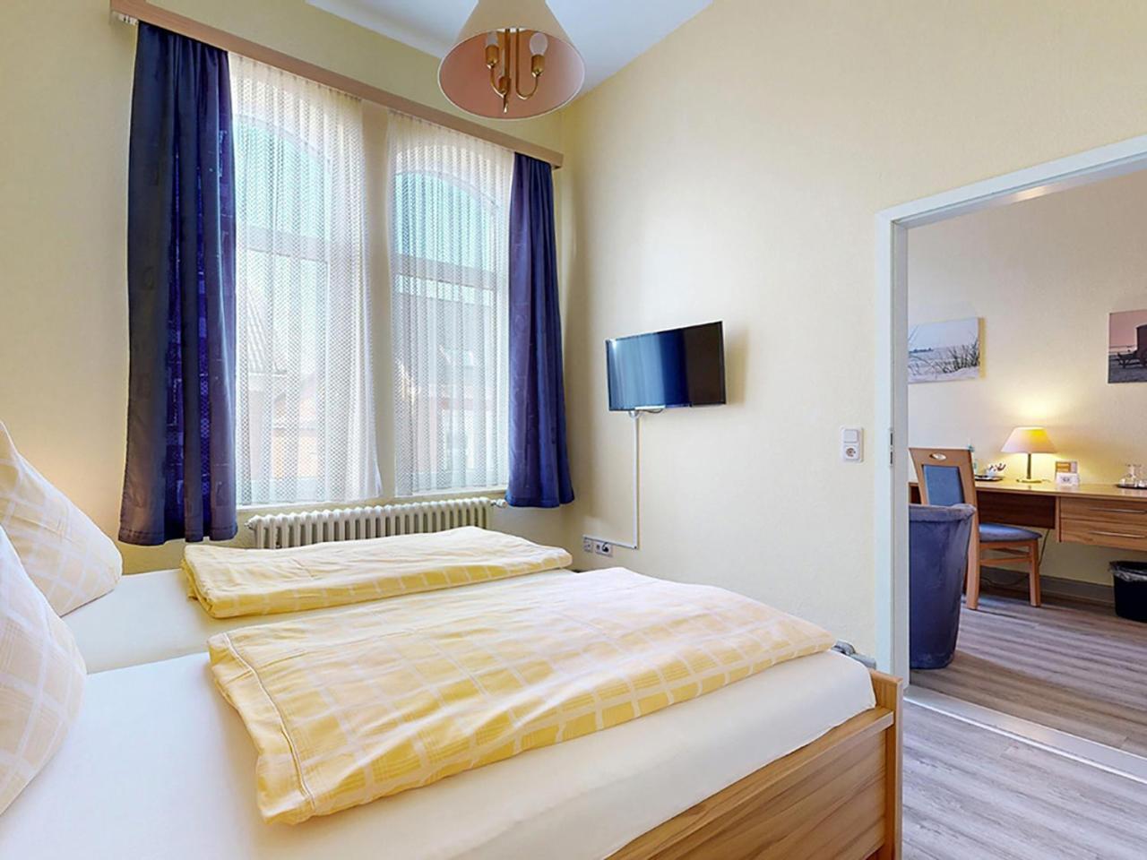 Graf Waldersee Hotel 3*