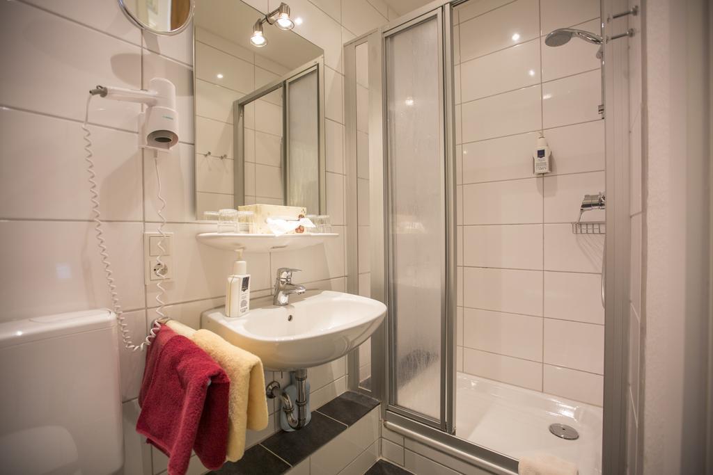 Graf Waldersee Hotel